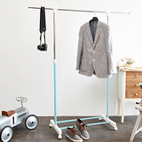 【ikloo】台製時尚單桿延伸曬衣架-天空藍