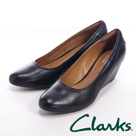 【勸敗】gohappy快樂購物網Clarks (女)BRIELLE JUNE上班族皮革楔鞋中跟鞋-黑效果如何崇光 百貨 公司