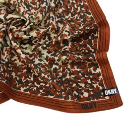 【開箱心得分享】gohappy線上購物DKNY 滿版迷彩風帕領巾-咖啡邊評價如何板橋 愛 買 遷移