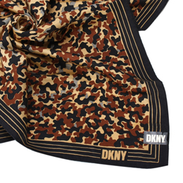 【好物分享】gohappy線上購物DKNY 滿版迷彩風帕領巾-黑邊評價艾 買
