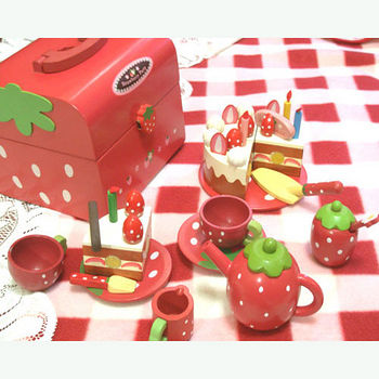 【真心勸敗】gohappy 線上快樂購草莓蛋糕點心木製玩具家家酒手提組(木製蛋糕茶壺)評價遠東 百貨 台南